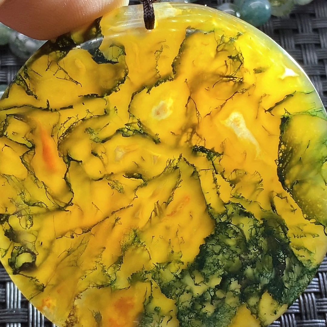 未镶嵌颈饰玛瑙/玉髓恒****君