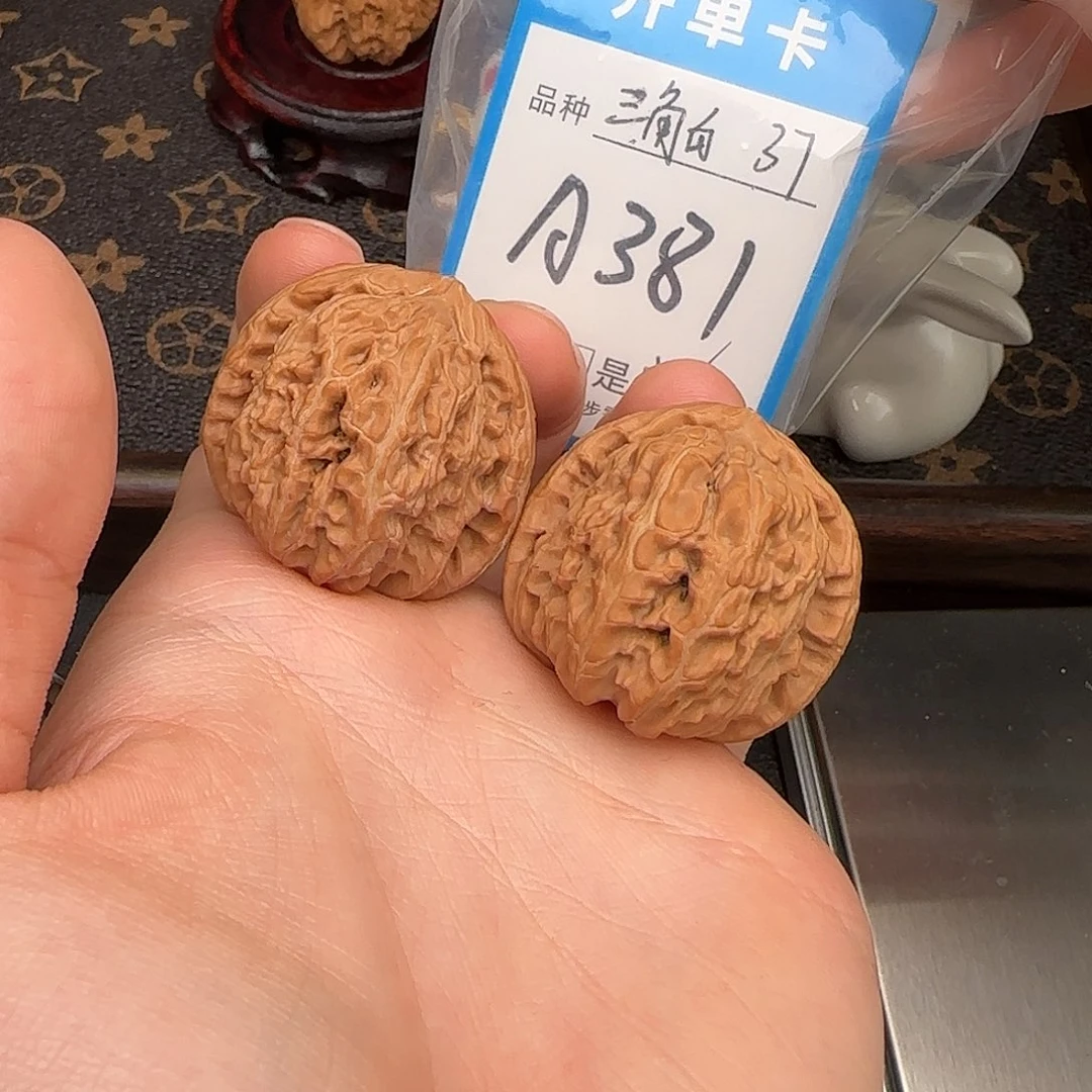吊坠文玩核桃白狮子