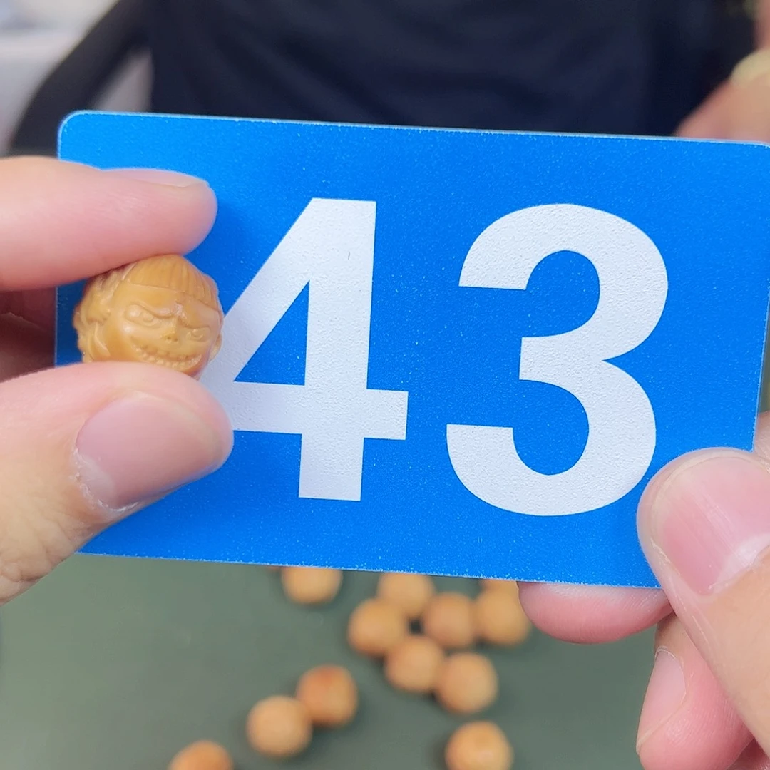 猴头核桃吊坠15猴头雕刻。  43
