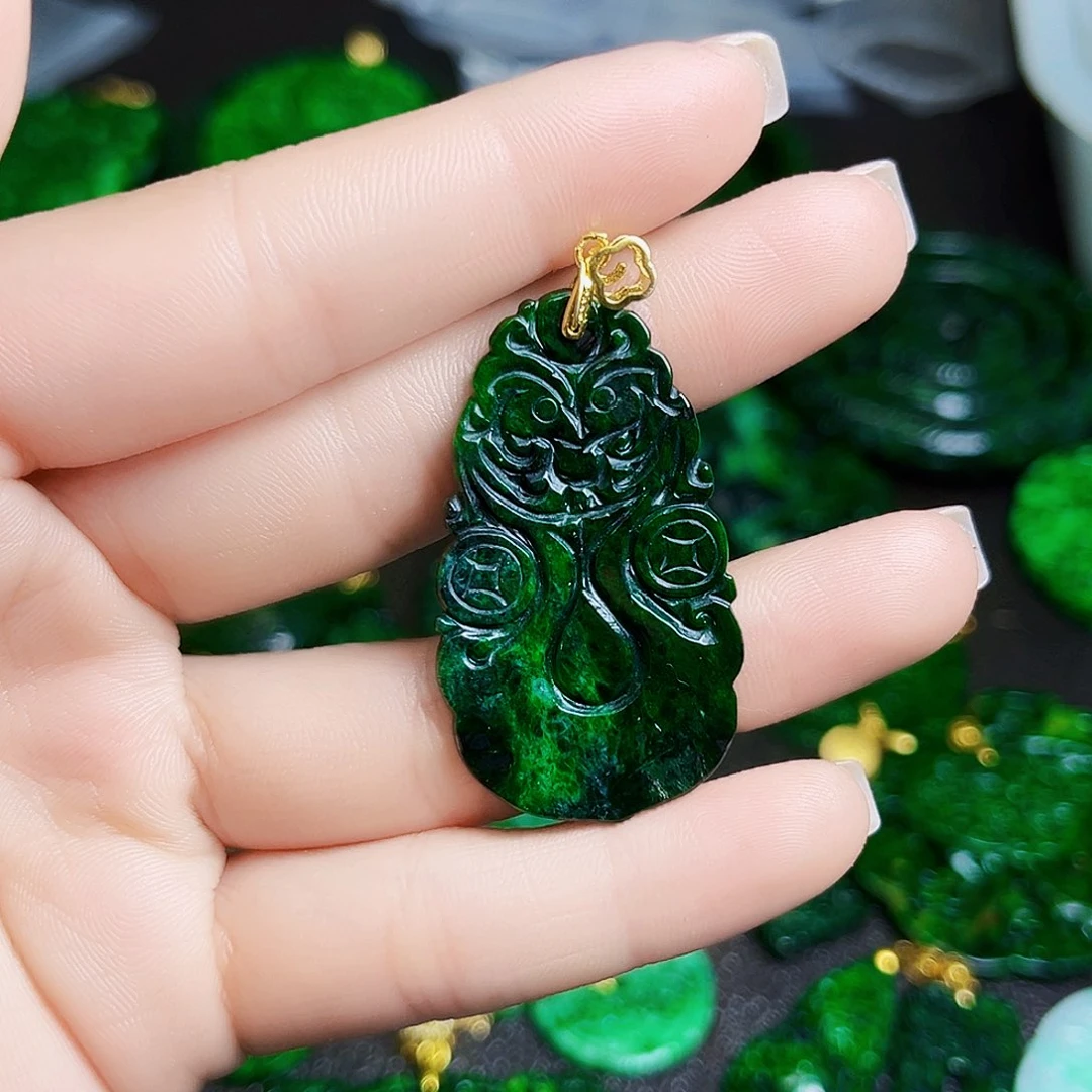 颈饰银S925镶嵌翡翠多样性