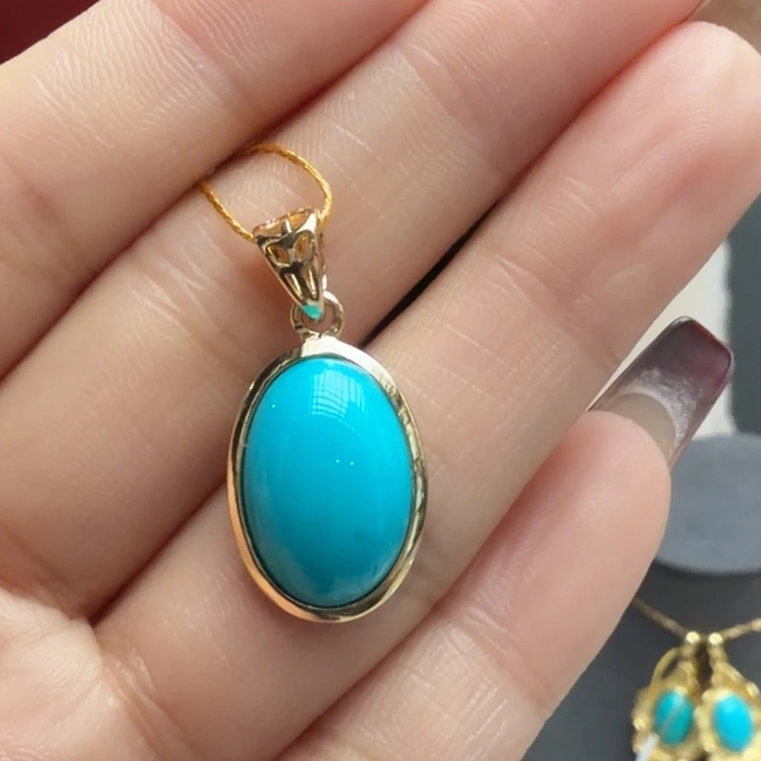 绿松石未镶嵌颈饰