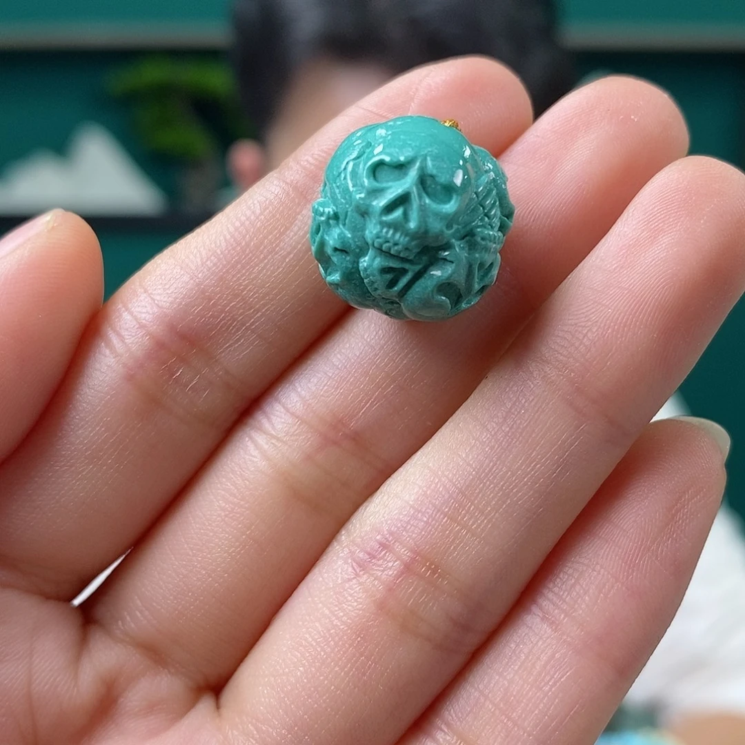 绿松石未镶嵌挂件