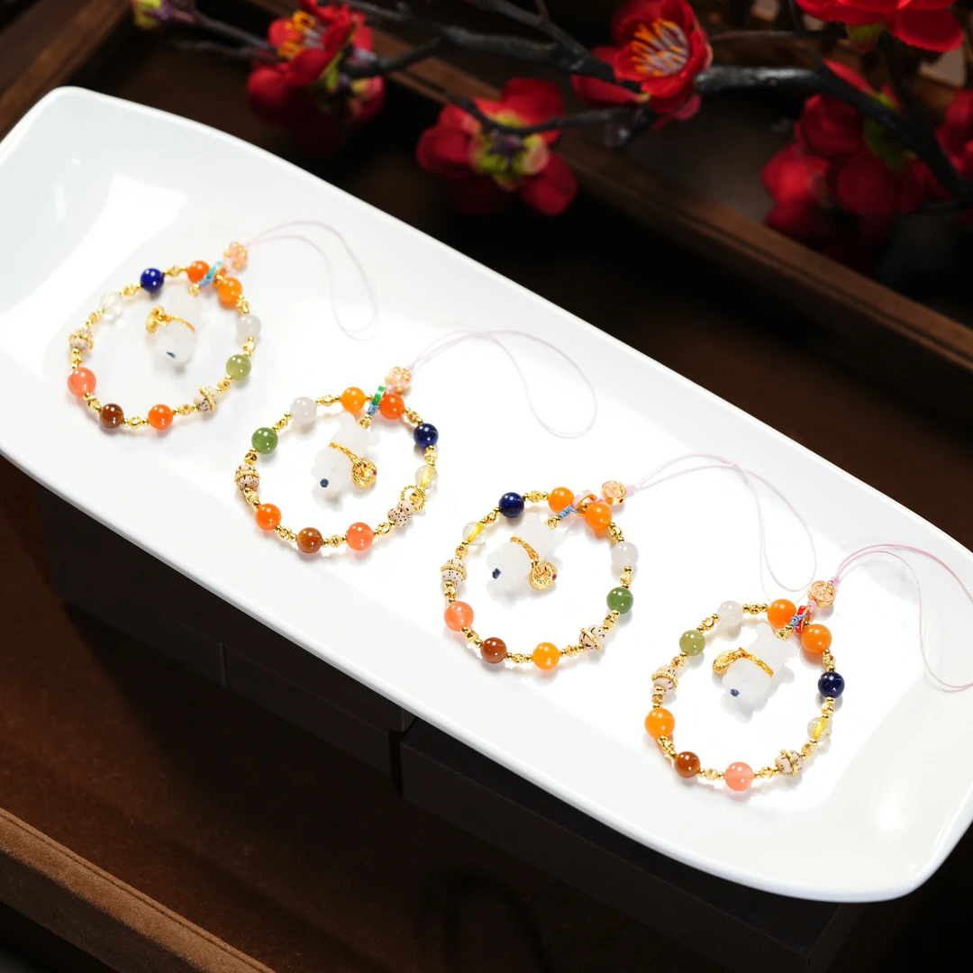 和田玉S925银设计款小熊手机挂包包挂车挂多样性发其一