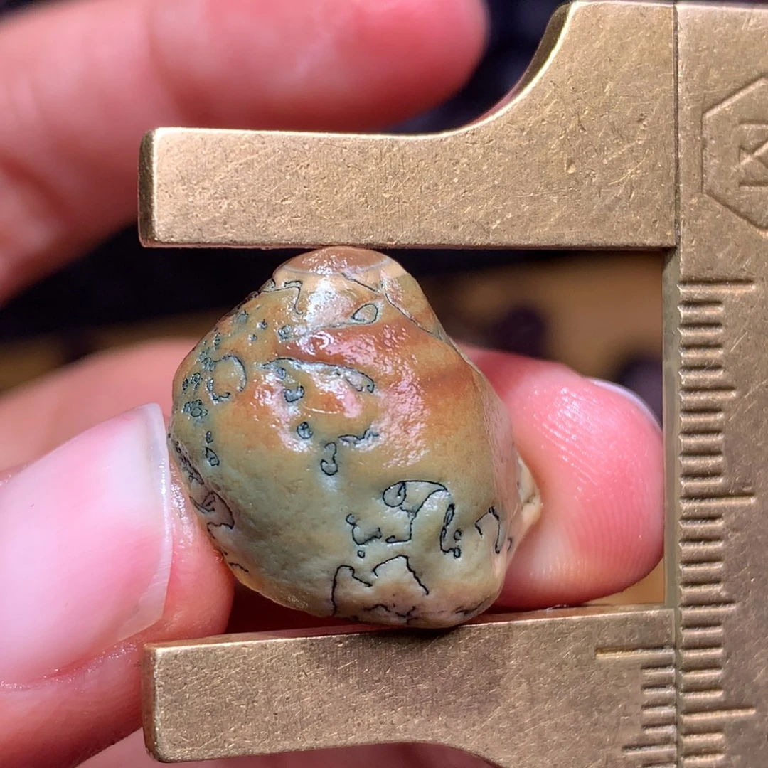 未镶嵌玛瑙/玉髓珠宝半成品