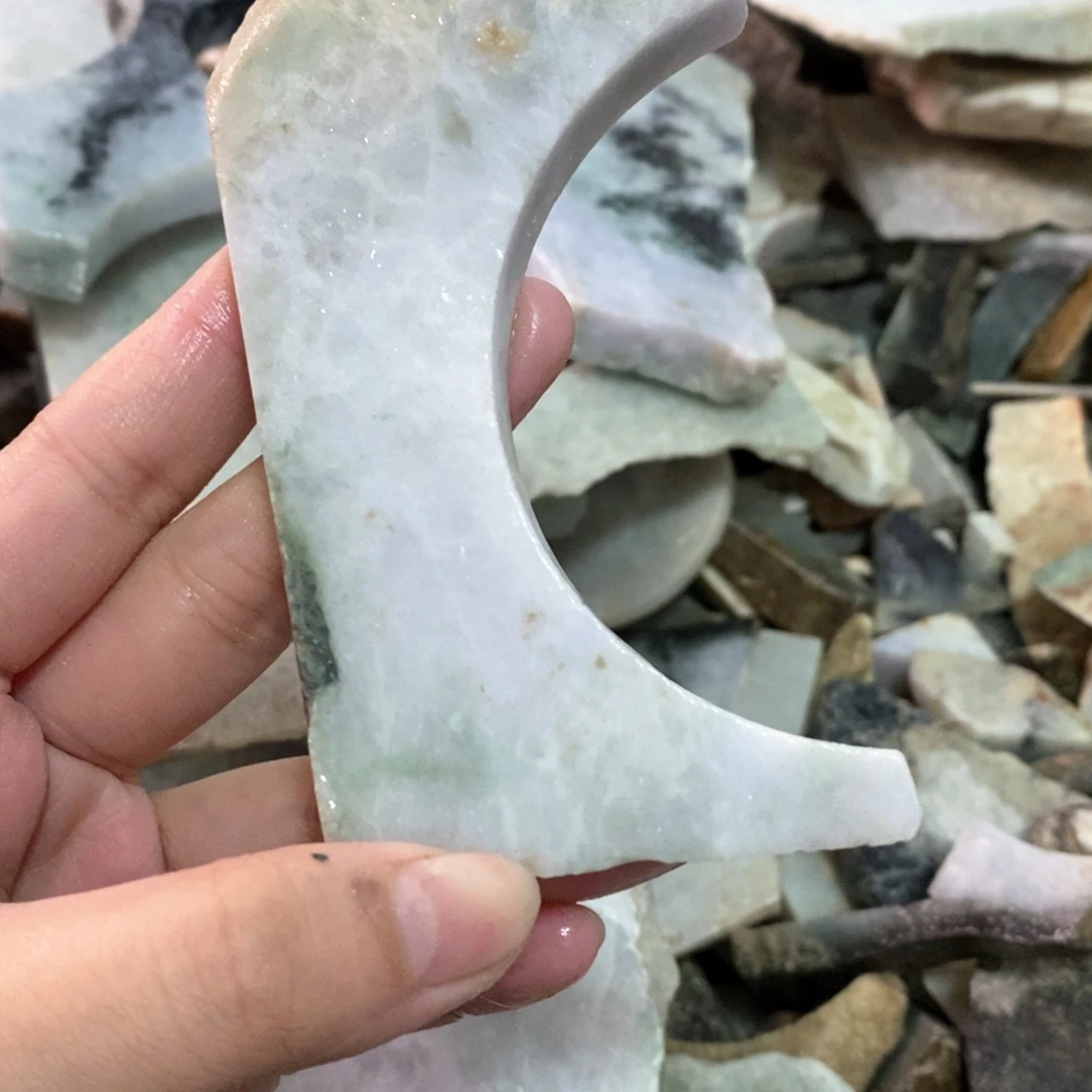 翡翠未镶嵌颈饰天然翡翠