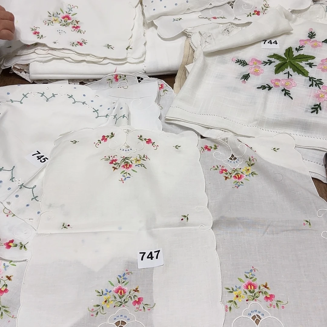 亚麻纯棉手绣餐垫30✖️45（2片）747号
