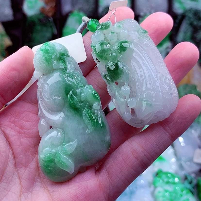 【闪购商品】翡翠颈饰未镶嵌艺**吉天然