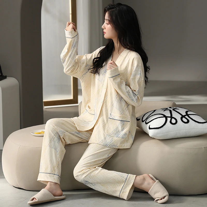 春季新款显瘦舒适时尚睡衣长袖可外穿带胸垫家居服女士女款套装