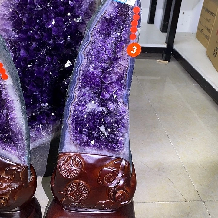 紫晶洞未镶嵌紫晶小潘