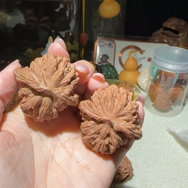 文玩核桃吊坠四座楼