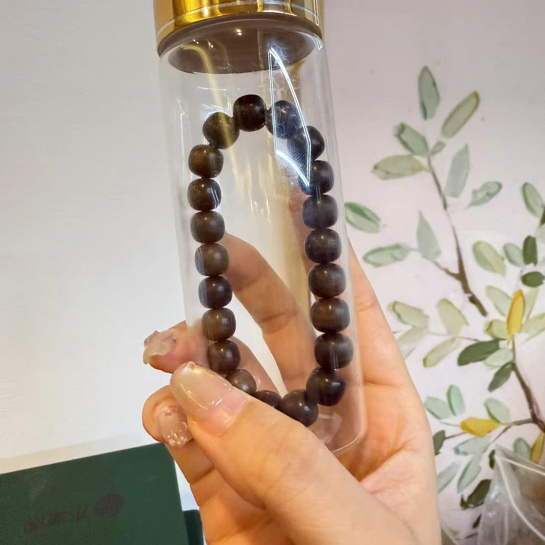 沉香信任无价老山檀香树心油0080桶珠8*9手串多样性发其一