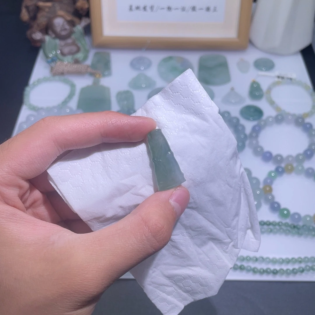 定制翡翠未镶嵌吊坠12