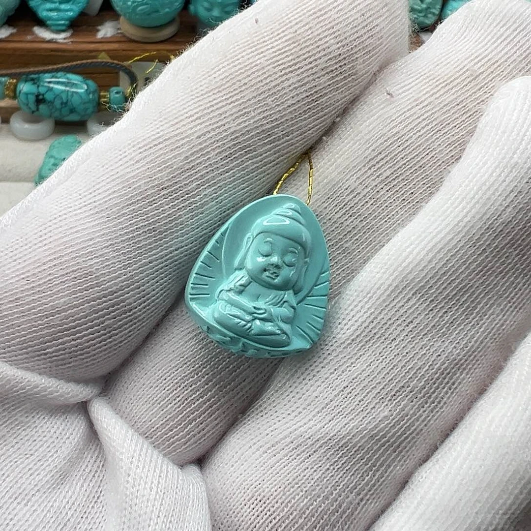 绿松石配饰未镶嵌