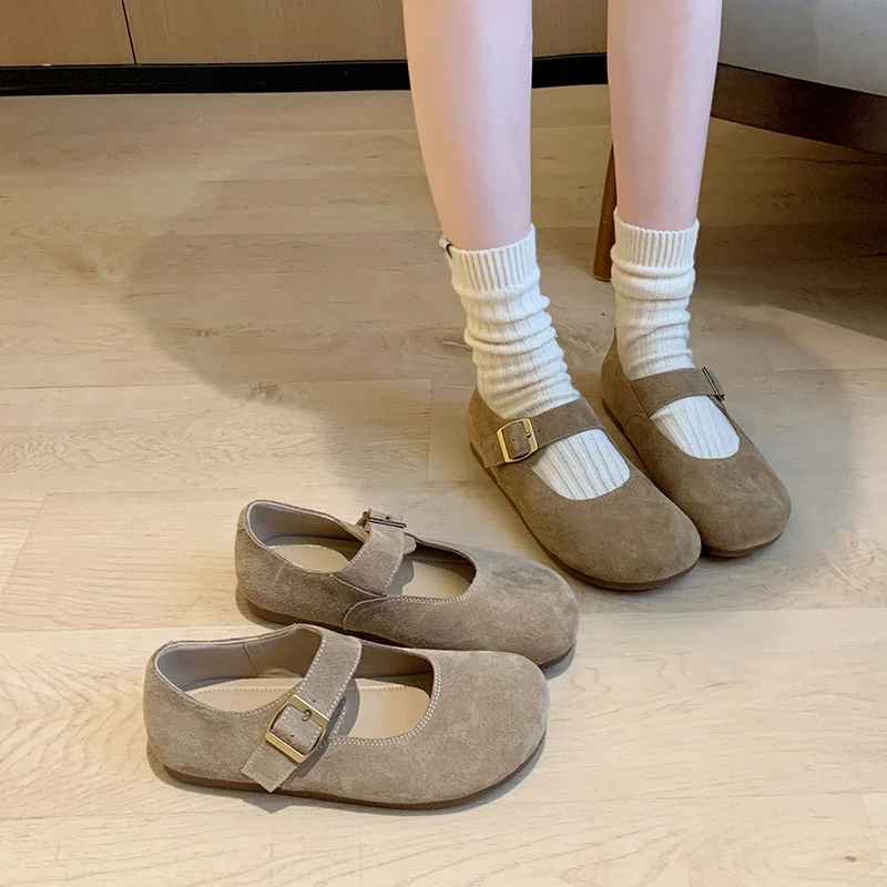 郑姐家(加大肥加大宽)2025年新款磨砂一字带懒人小众百搭博肯鞋