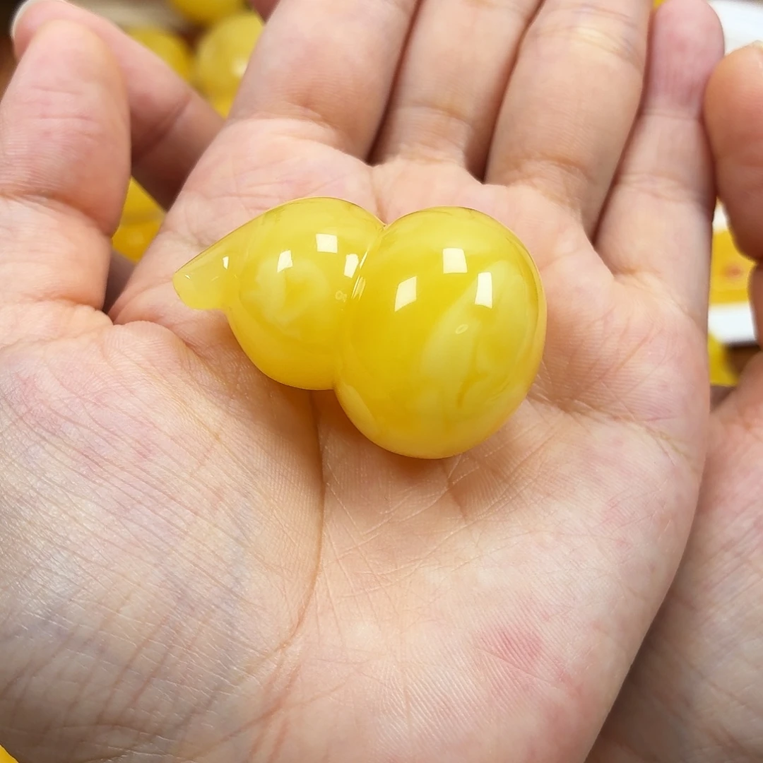 蜜蜡未镶嵌颈饰焦皮浓蜡妖花葫芦
