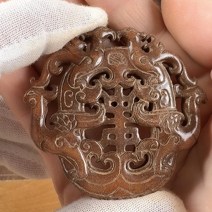 和田玉挂件未镶嵌古**藏