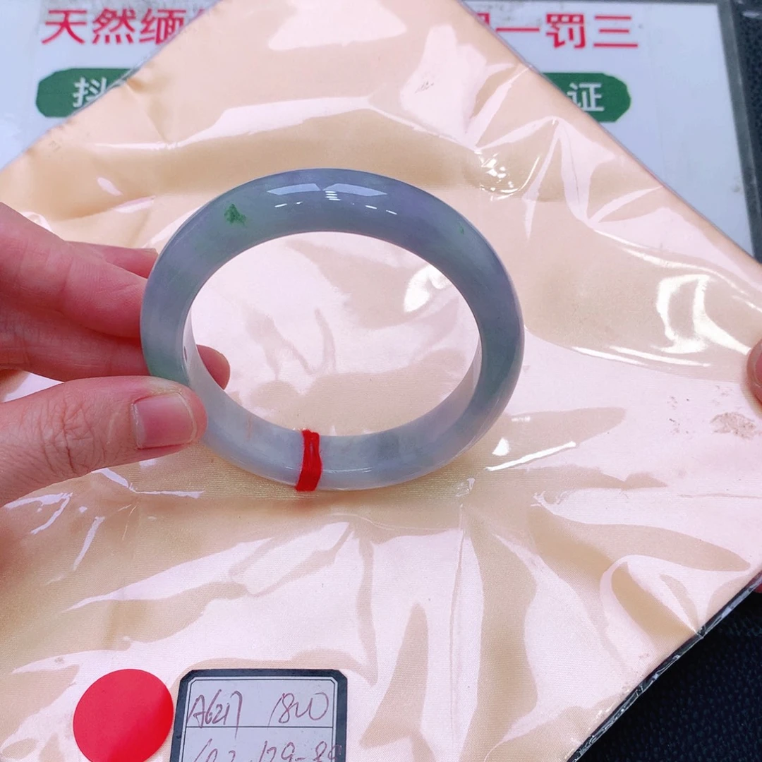 未镶嵌手镯翡翠缅甸翡翠手镯