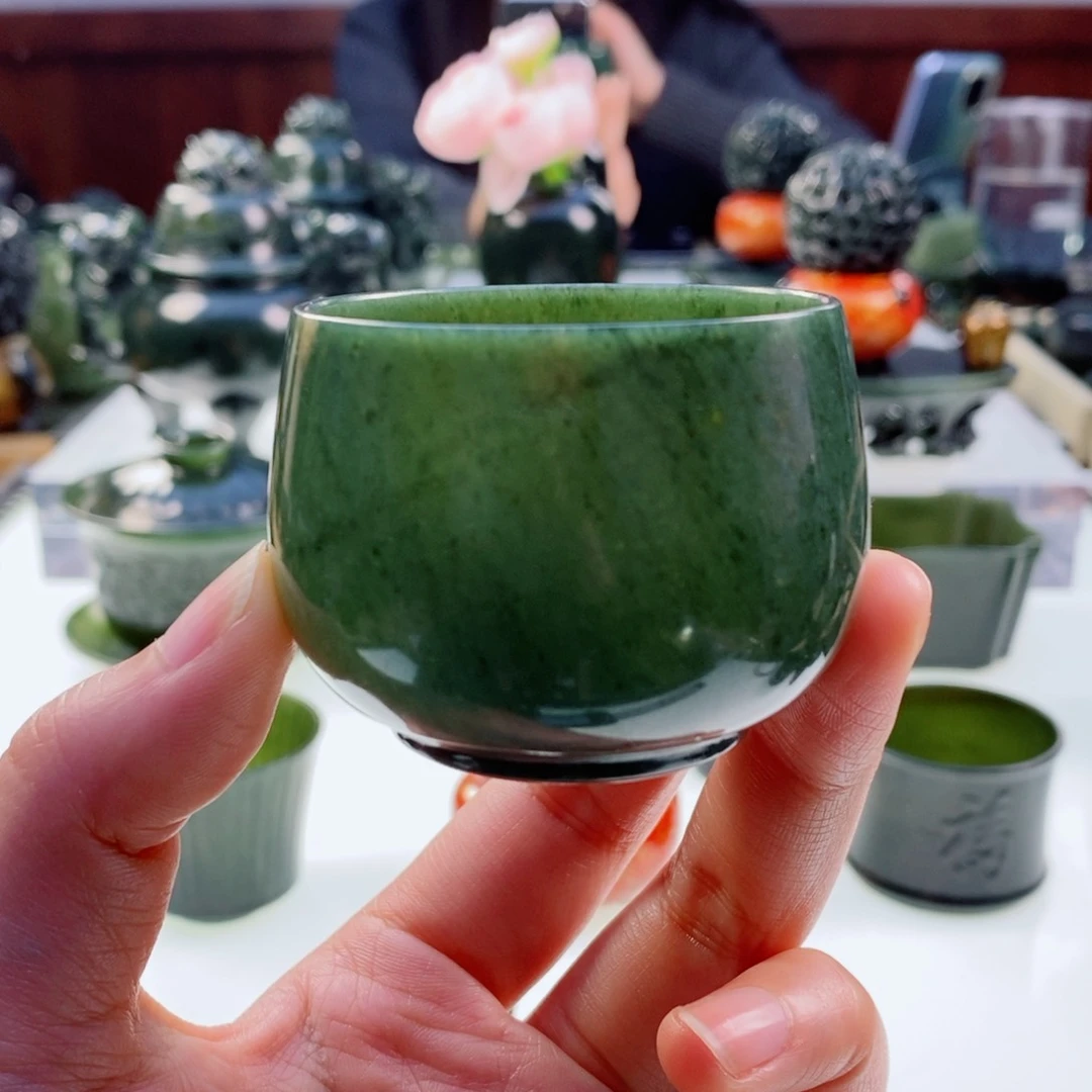 和田玉（青玉）挂件未镶嵌微瑕