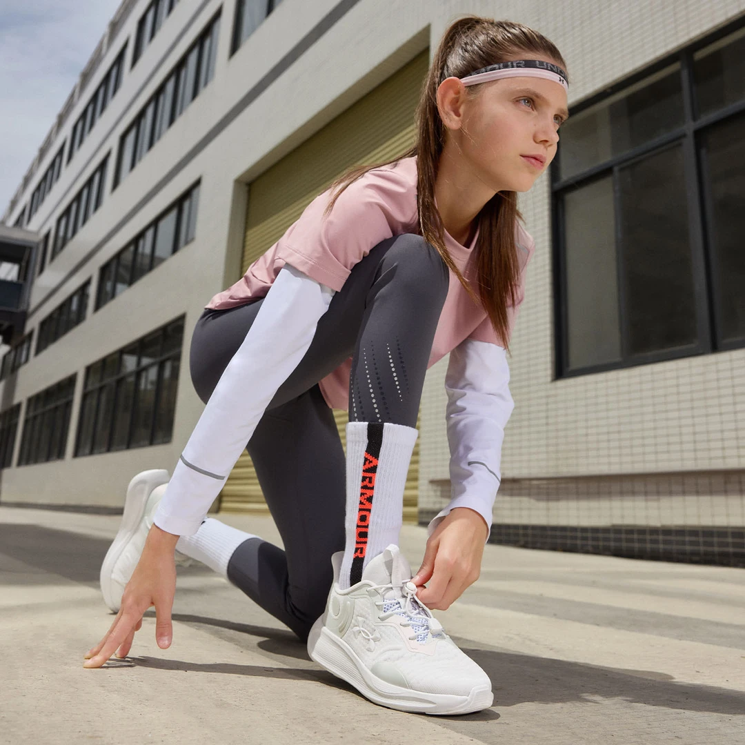 Under Armour/儿童夏季青少年跑步鞋透气耐磨儿童鞋