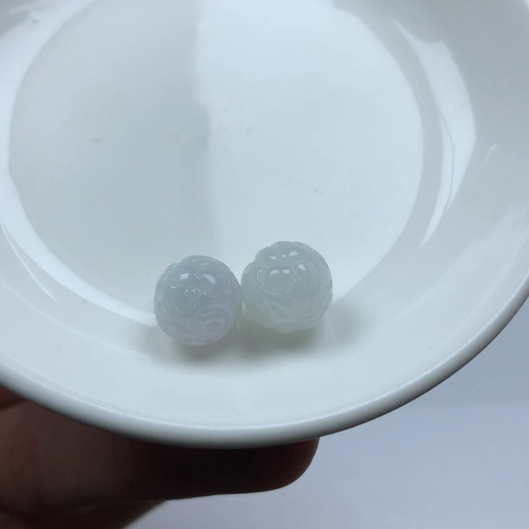 翡翠颈饰未镶嵌铜钱珠。卡10。✖️2