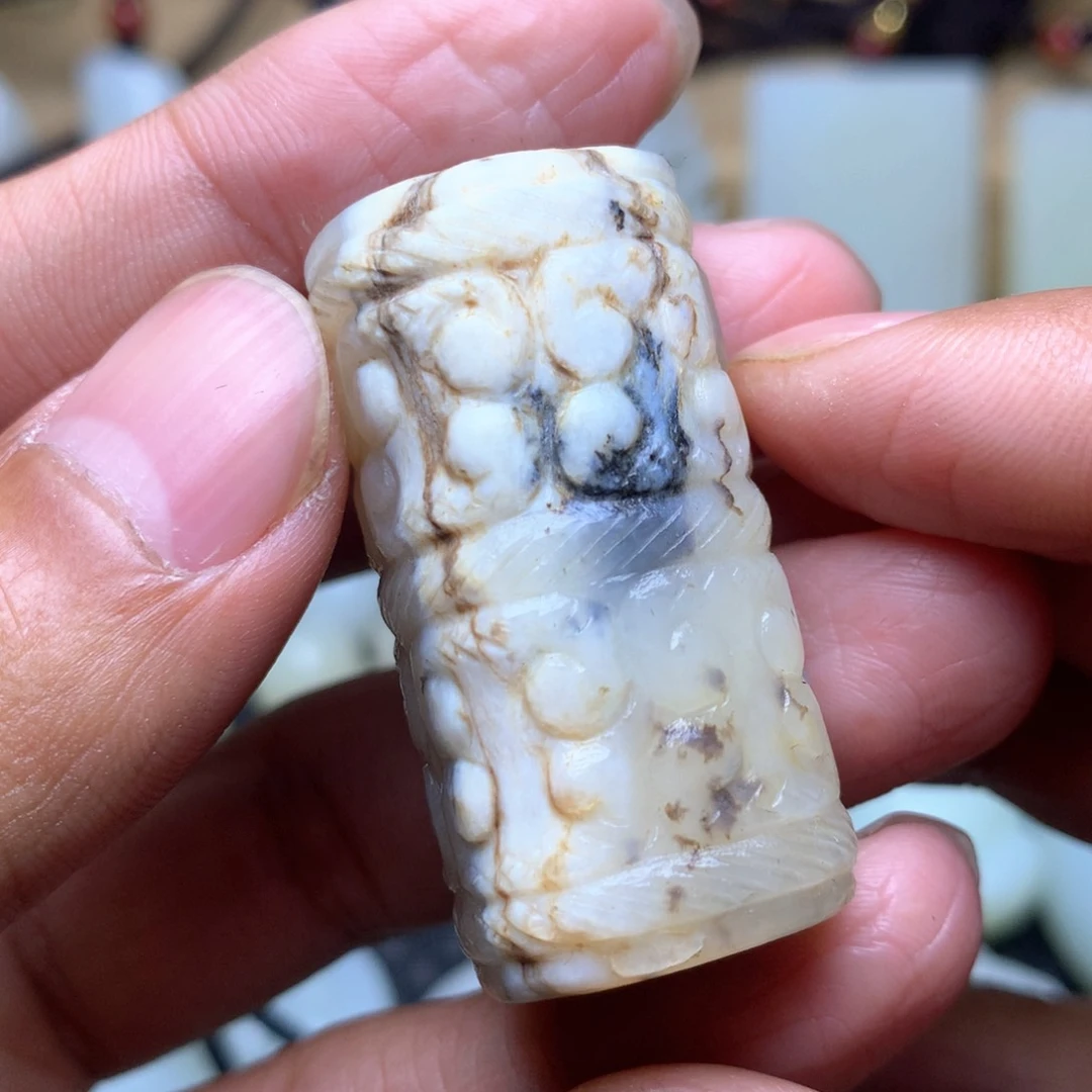 和田玉挂件未镶嵌