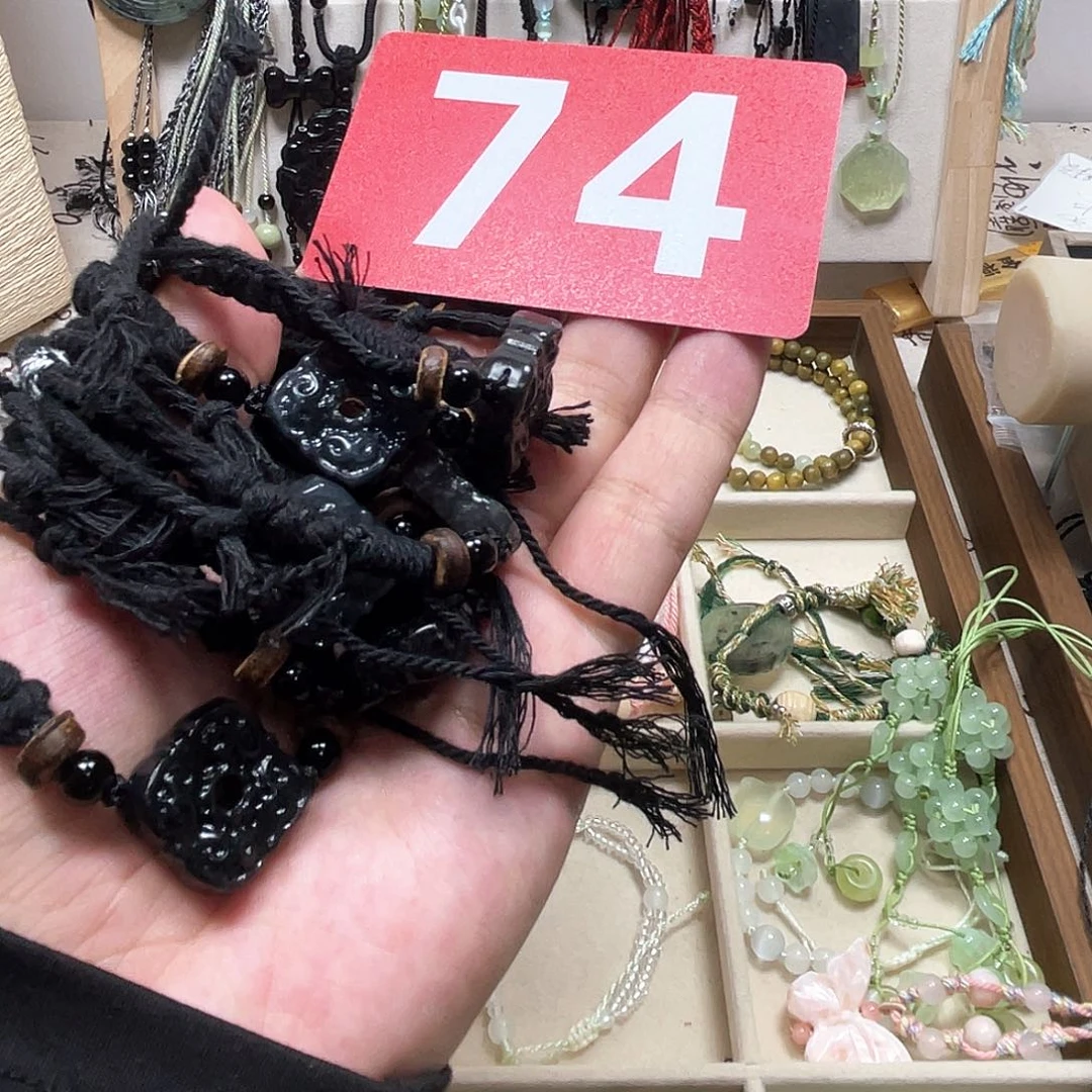 蛇纹石玉合金颈饰