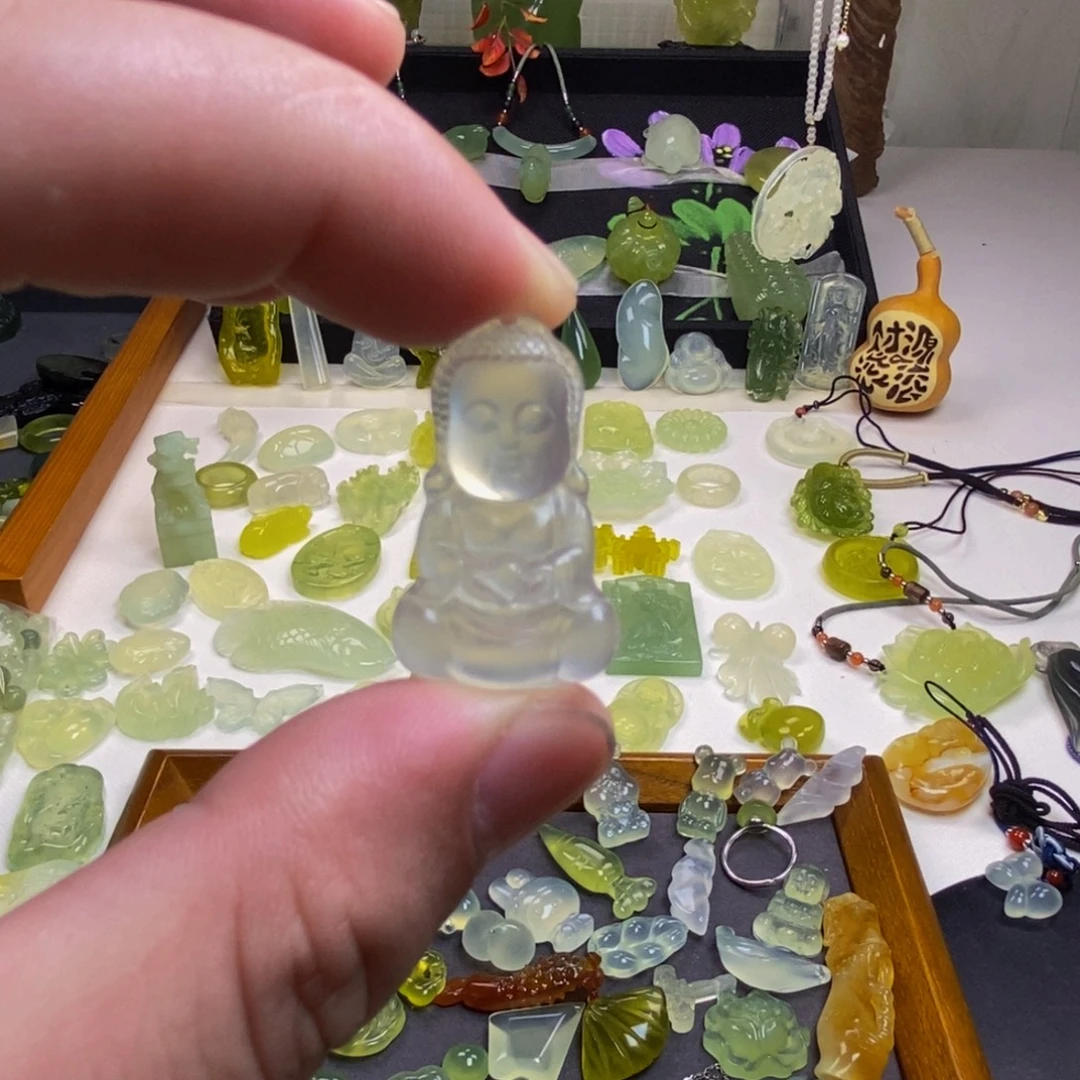 蛇纹石玉合金颈饰