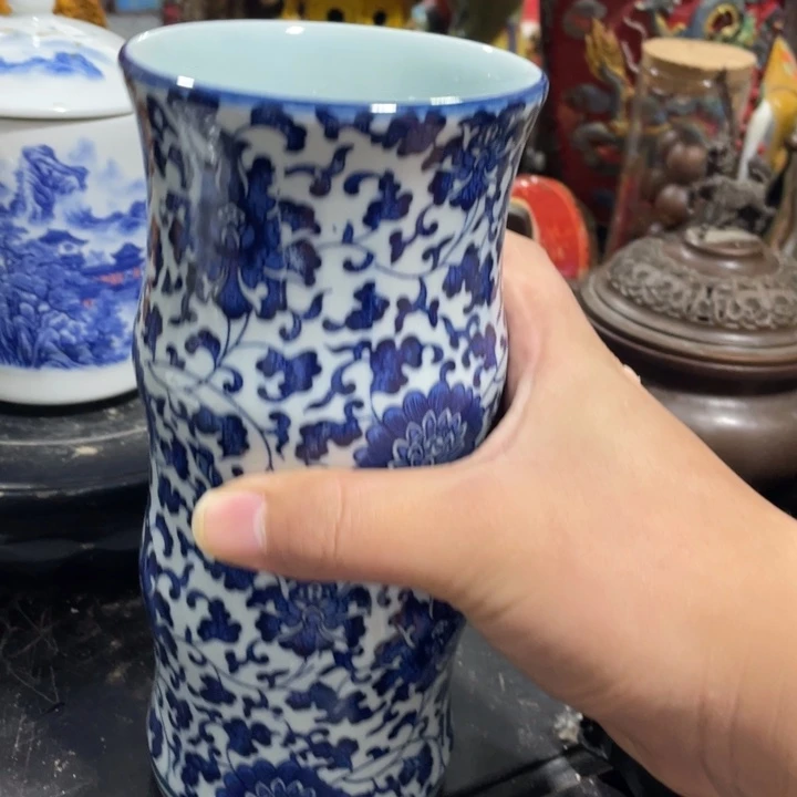 摆件青花陶瓷笔筒