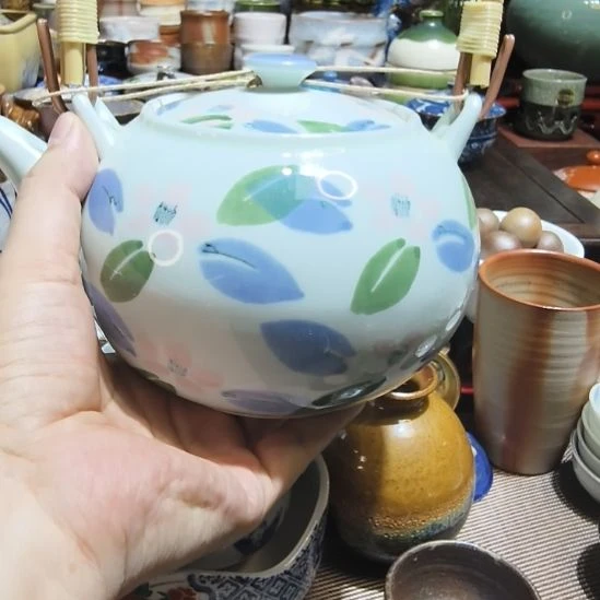 青瓷青花釉下彩提梁壶