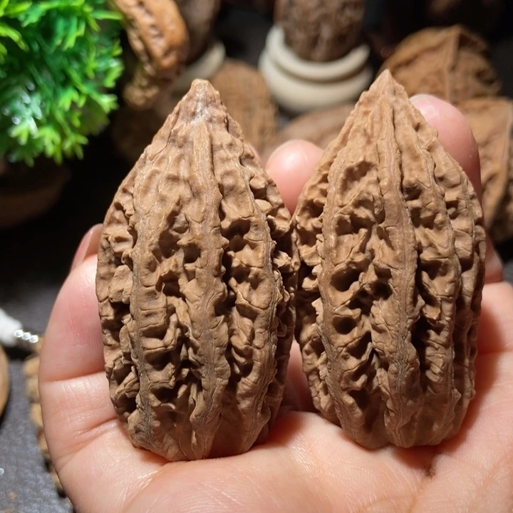 把件文玩核桃东北楸子小雪2