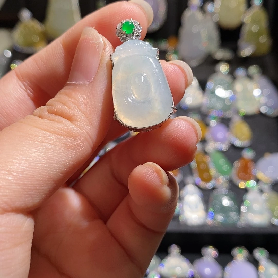 颈饰银S925镶嵌翡翠天然翡翠