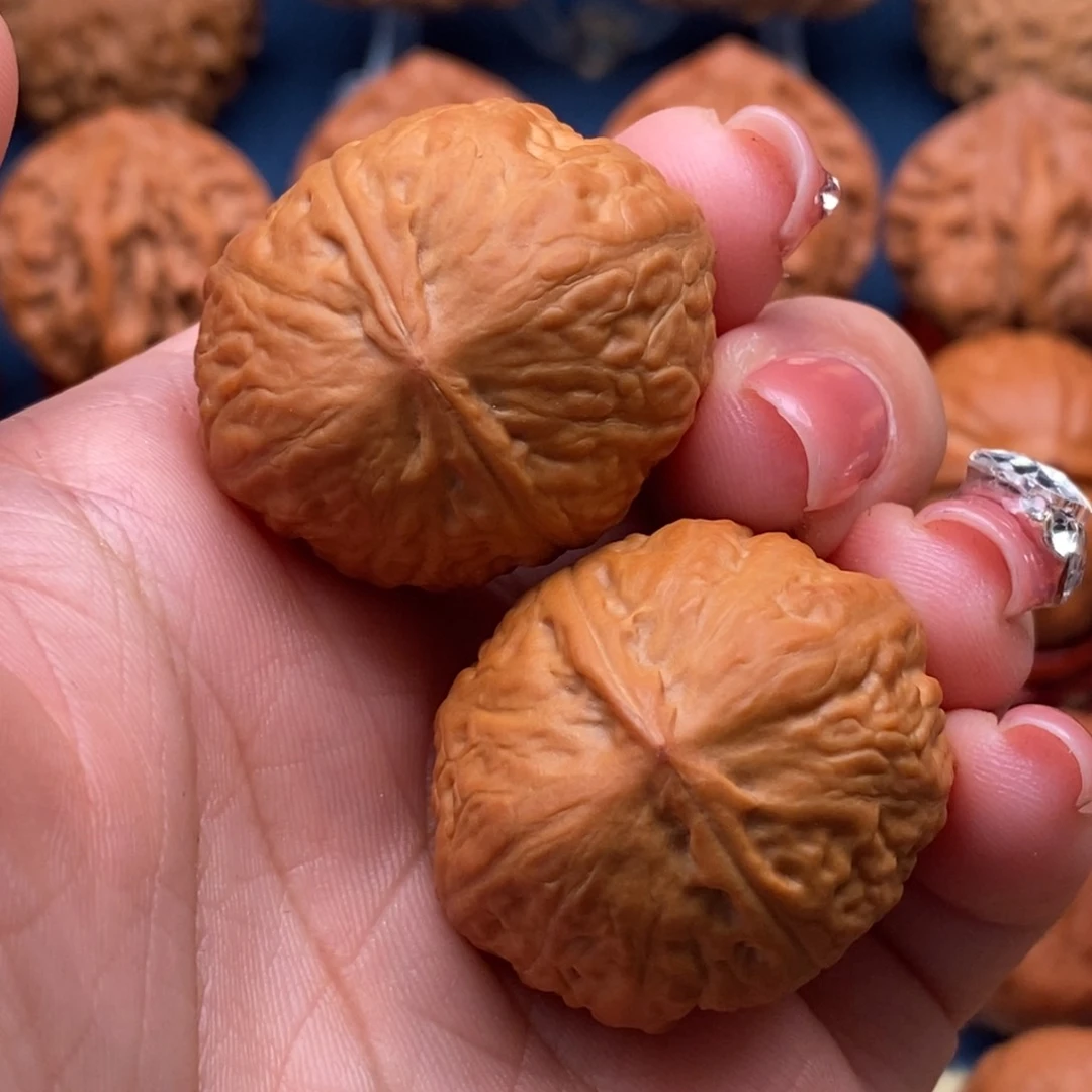 文玩核桃把件爱**玩精品小手捻