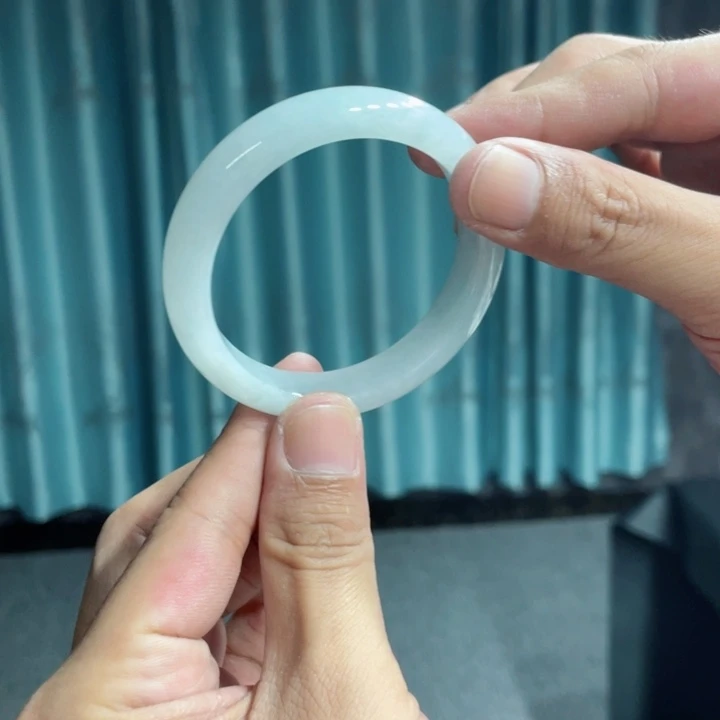 未镶嵌手镯翡翠翡翠手镯