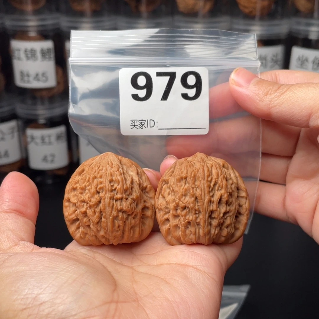 文玩核桃把件全品40绣球