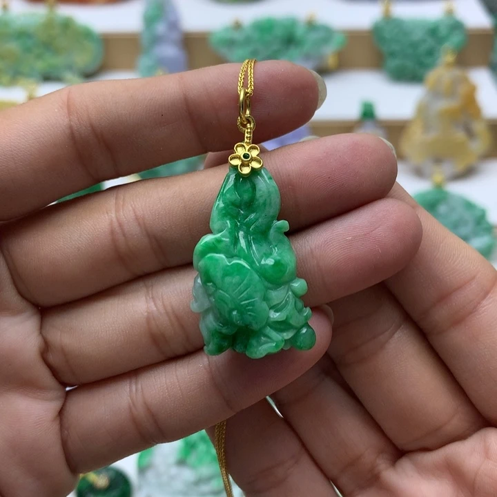 颈饰未镶嵌翡翠翡翠