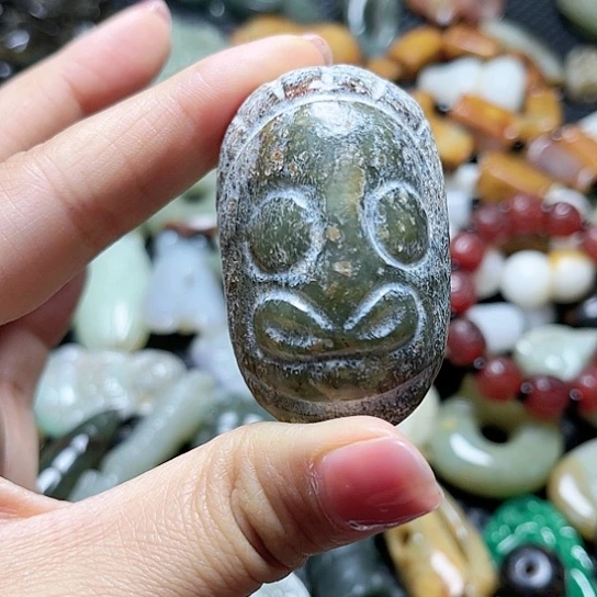 白玉菩提吊坠摆件