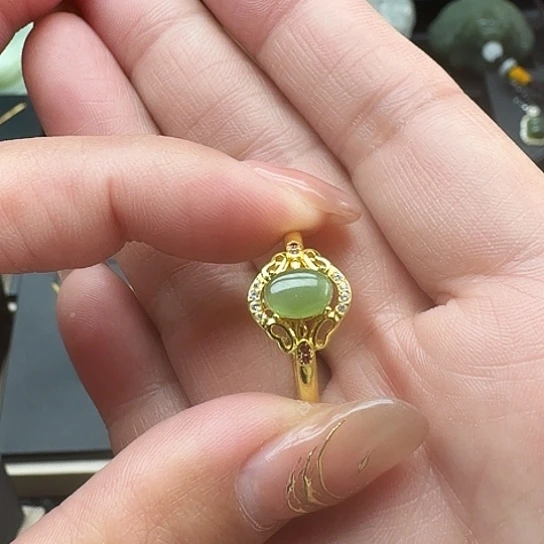 和田玉（青白玉）颈饰未镶嵌