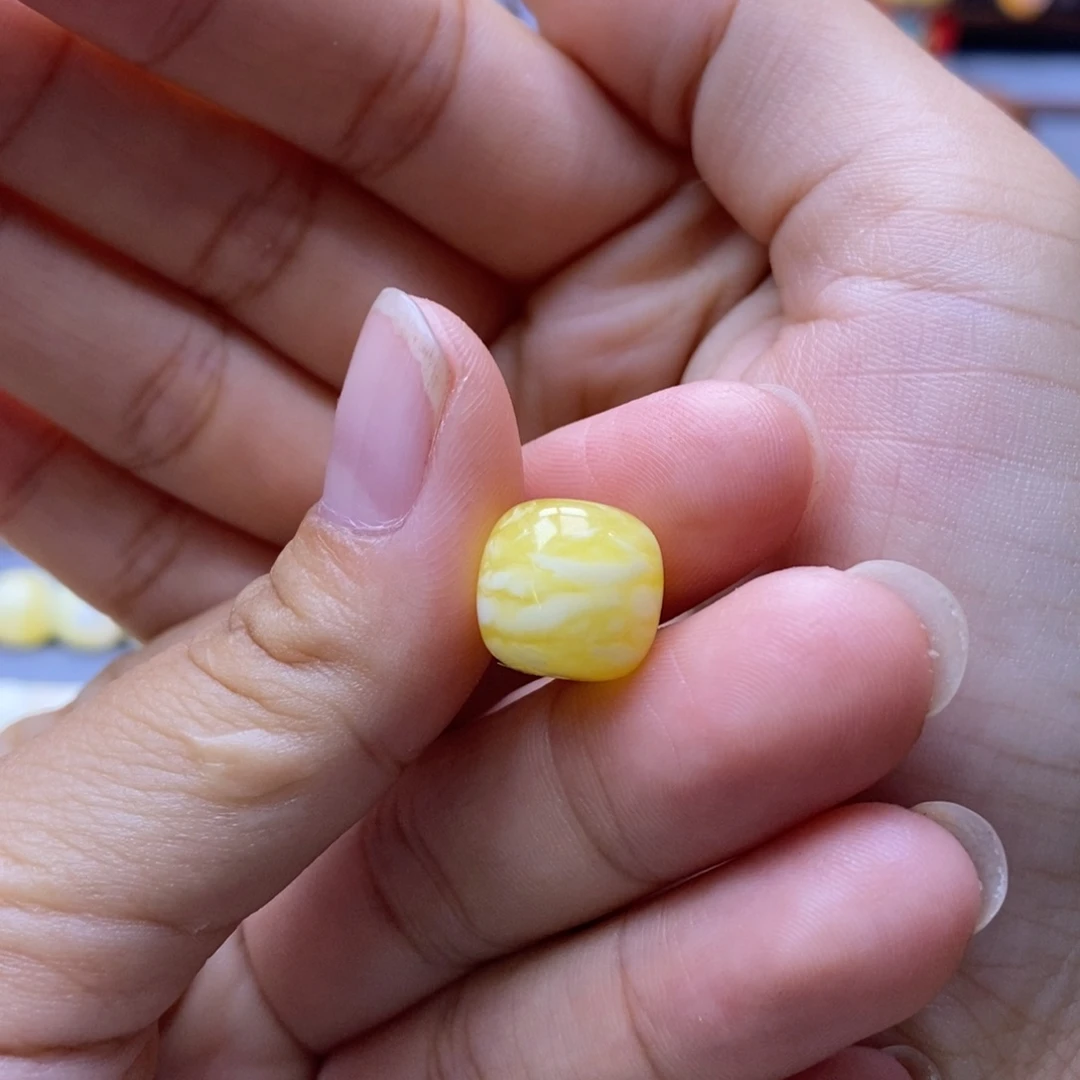 碧***天琥珀未镶嵌珠宝奇石