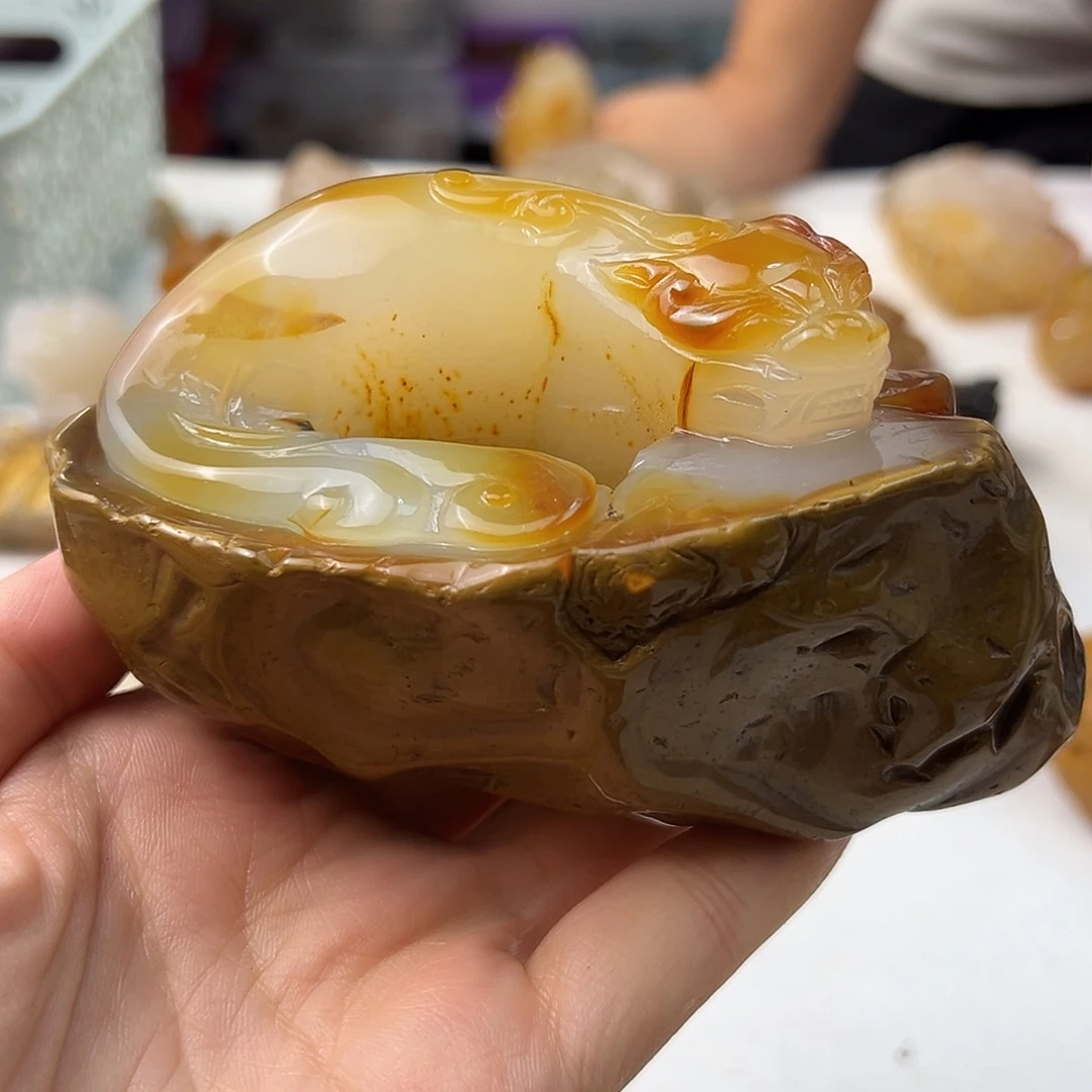 未镶嵌颈饰玛瑙/玉髓