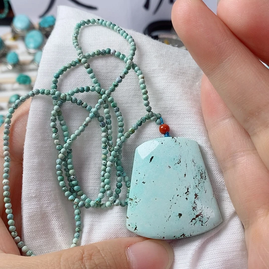 未镶嵌绿松石珠宝奇石