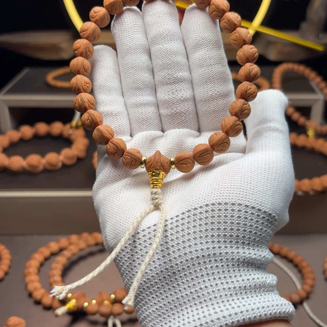 易***饿木质类陕西秦岭龙纹桃核