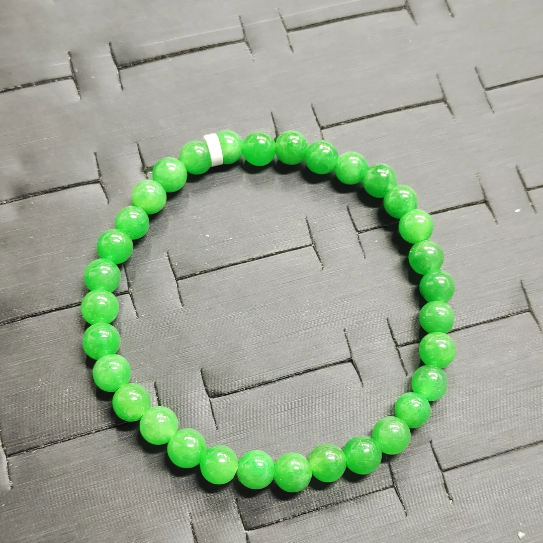 绿翠色圆珠手串（多样性发其一颜色微差）