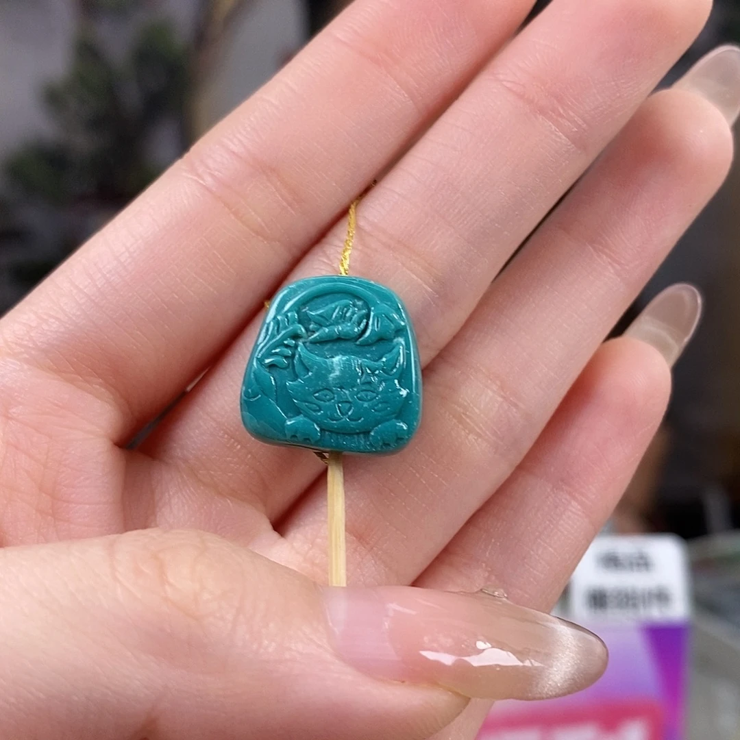 绿松石未镶嵌珠宝奇石