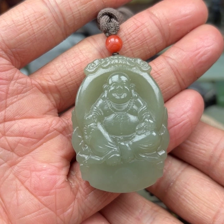 和田玉吊坠未镶嵌