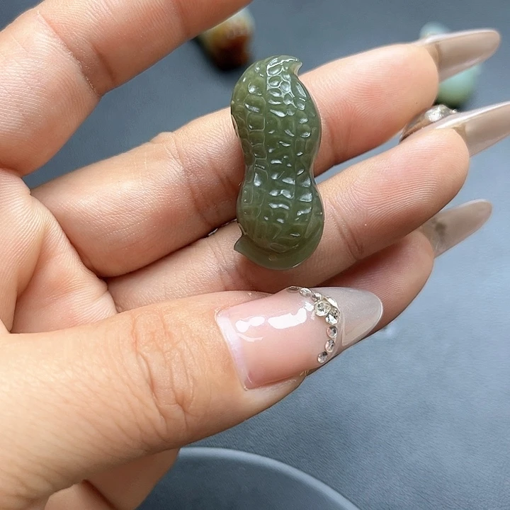 【闪购商品】颈饰未镶嵌和田玉