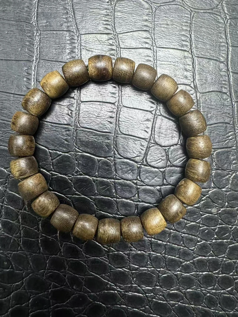 A37越南文玩保养手串10mm