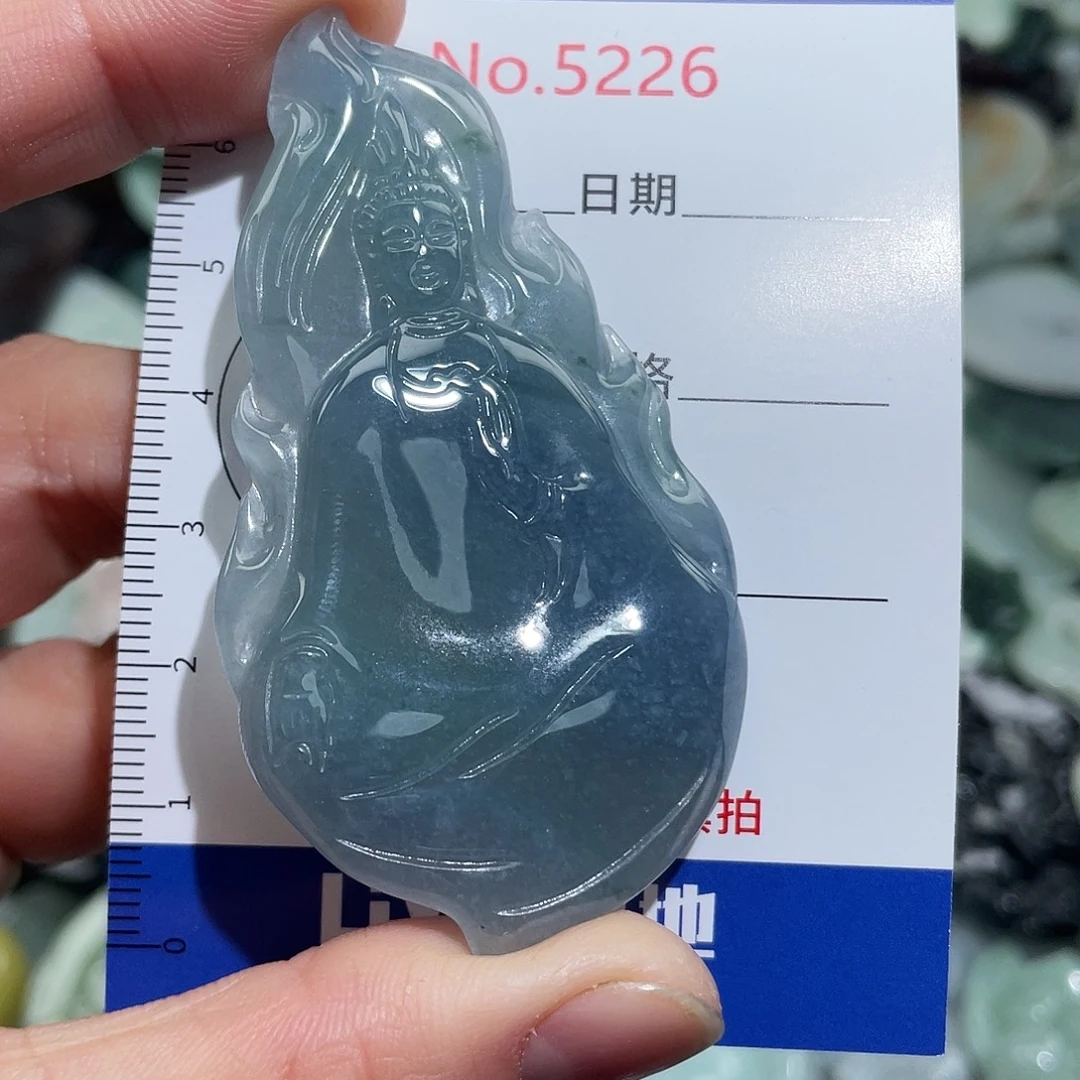 翡翠未镶嵌挂件5226