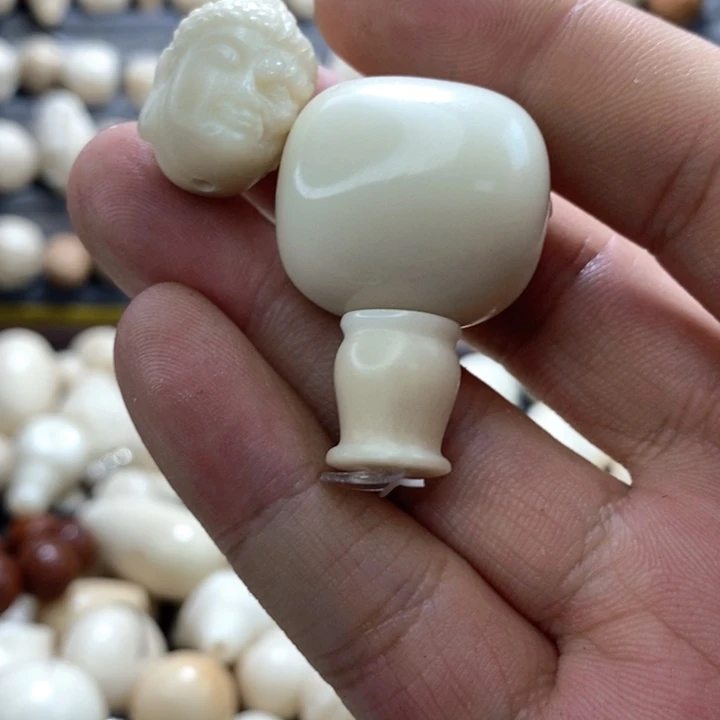 爱****菩提根/象牙果吊坠