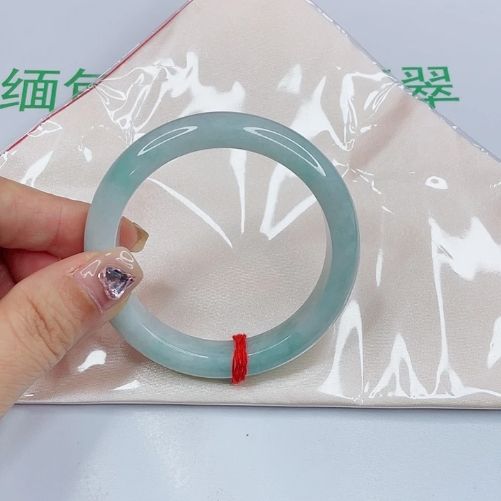 ξ***ご未镶嵌手镯翡翠冰蓝手镯