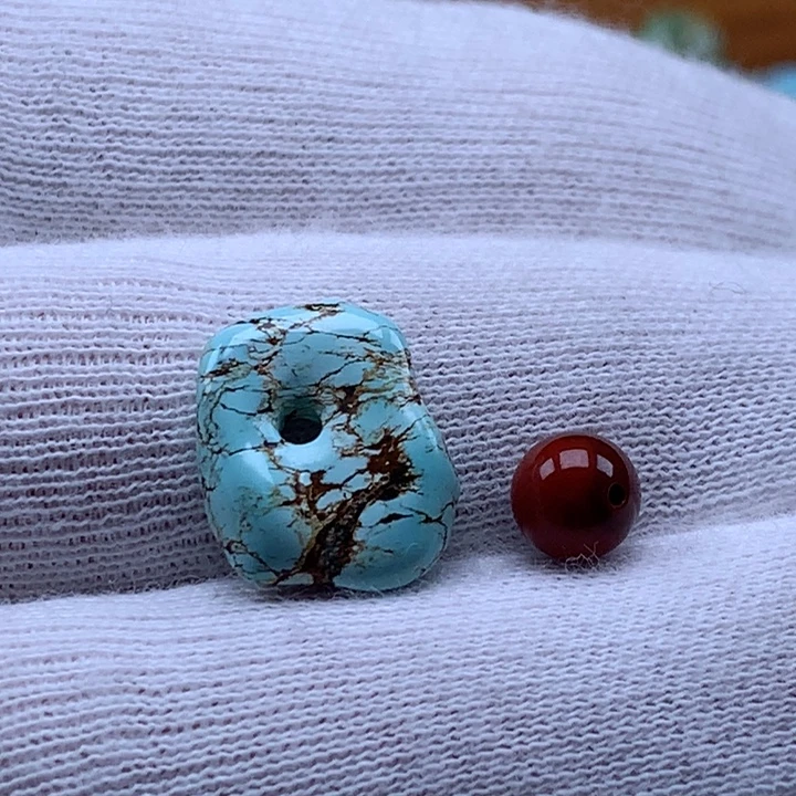 南红玛瑙未镶嵌珠宝奇石